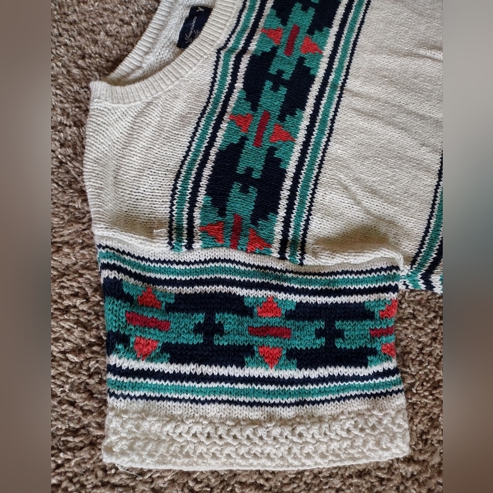American Eagle Southwestern Aztec Short Sleeve Knit Sweater Small Petite - Picture 5 of 12